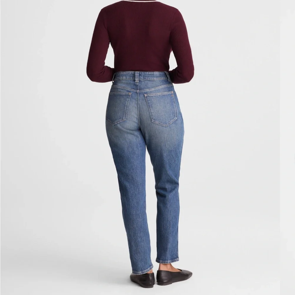 NWT Everlane The Curvy 90's Cheeky Straight Jean Light Wash Denim Size 30 Womens